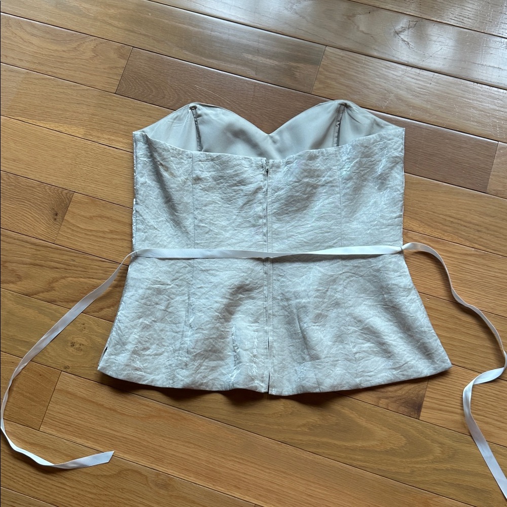 White House Black Market Satin Strapless Top - Picture 4 of 4